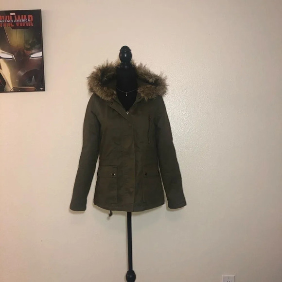 Love tree puffer jacket​​​​​​ - Picture 2 of 16